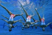 国际足联世界杯2026-Doinb一战封神！逆天改命掀翻SKT，绝境翻盘引爆全网热议